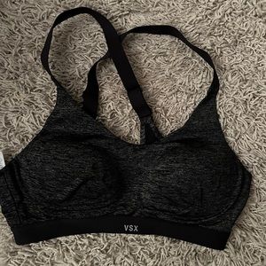 Victoria's Secret Sport Padded Sports Bra Criss Cross Back Black & Grey VSX 34B